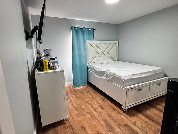 5th image of 23 Concannon St #1