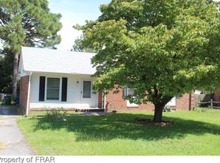 423 Saddle Ridge Rd, Fayetteville, NC 28311