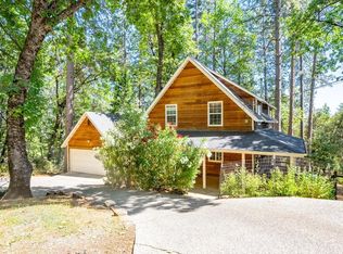 4036 Valley Vista Dr, Camino, CA 95709