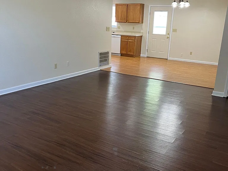 6742 Boston Dr — Photo 5
