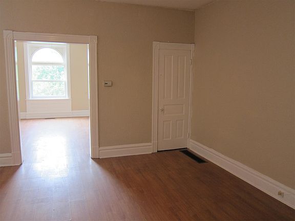 2nd image of 3550 Nebraska