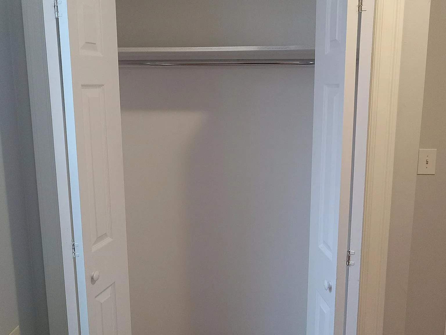 3 bed, 900 sqft, $2,850 — Photo 4