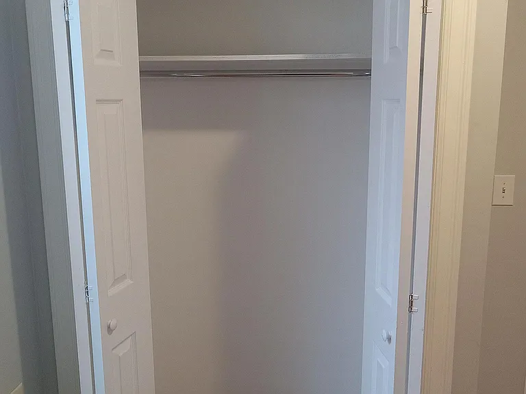 34 Van Cortlandt Park Ave #2 — Photo 4