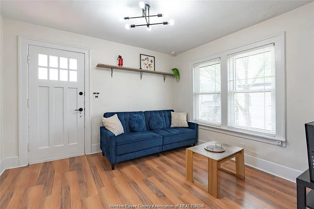 2 bed, $1,550 — Photo 3