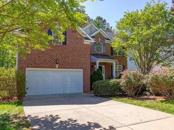 109 Camille Ct, Chapel Hill, NC 27516