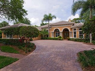 1023 Barcarmil Way, Naples, FL 34110
