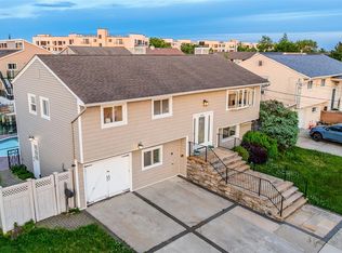 519 Nassau Avenue, Freeport, NY 11520
