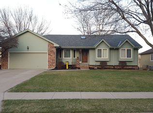 4411 S 152nd Cir, Omaha, NE 68137