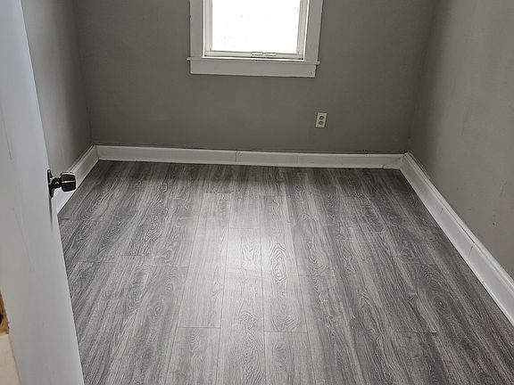 4th image of 1504 W 29th St
