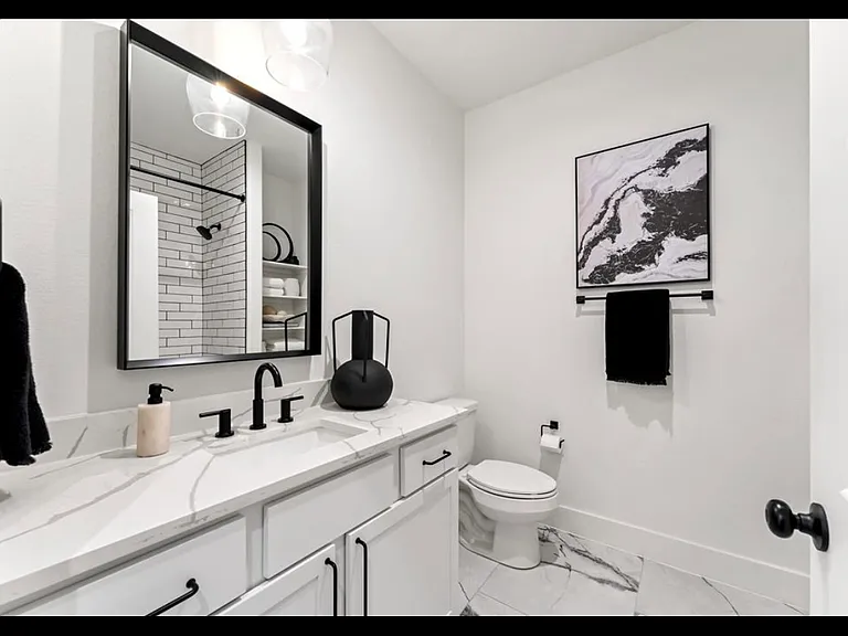 6994 Gentle Breeze Dr — Photo 14