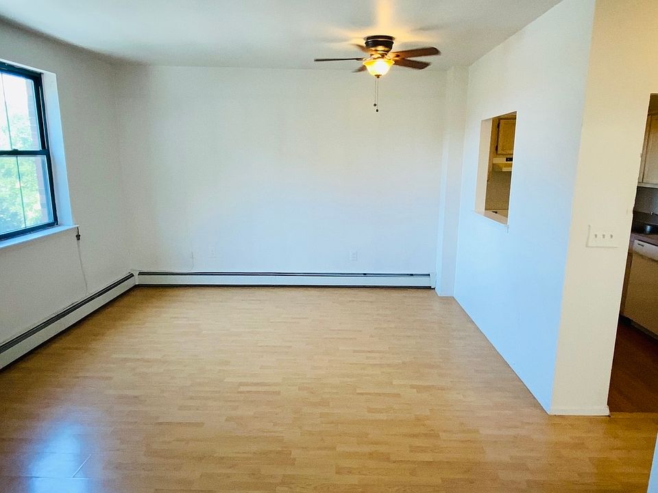 1st image of 373 Cumberland St #3A