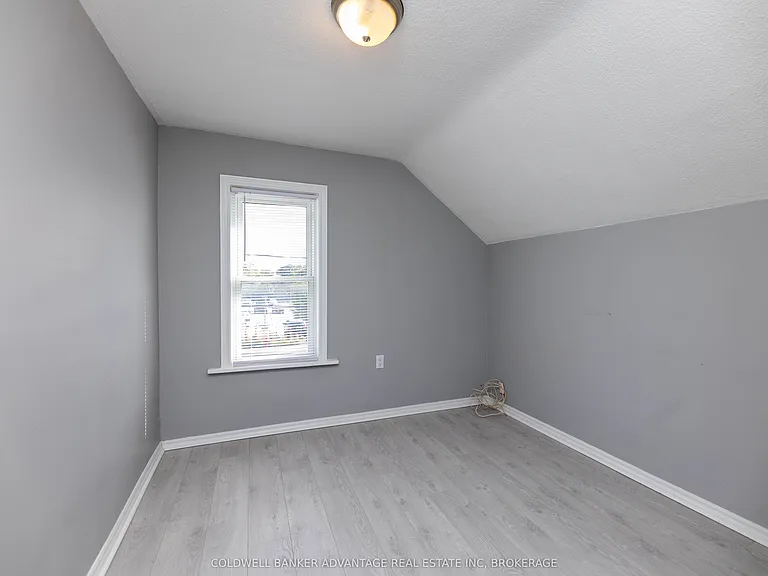 19 Duncan St — Photo 32