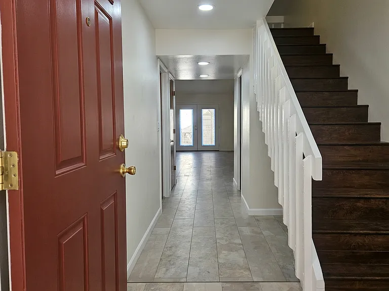 2177 E Sanos Dr — Photo 5