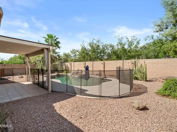2354 E RAWHIDE Street, Gilbert, AZ 85296