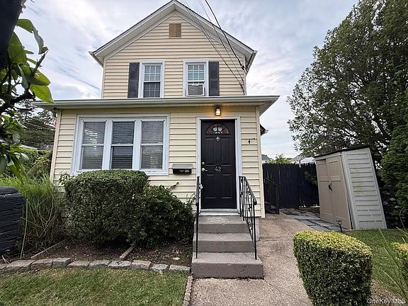 2nd image of 42 Whitney Avenue