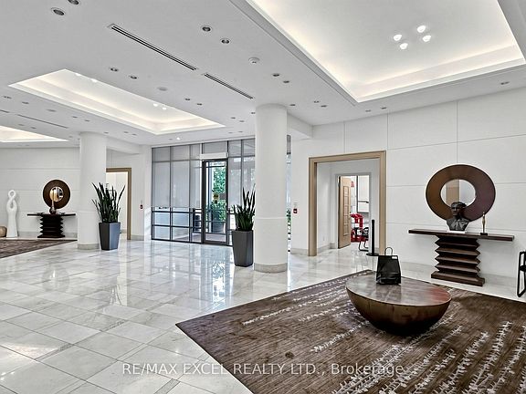 3rd image of 509 Beecroft Rd #1603