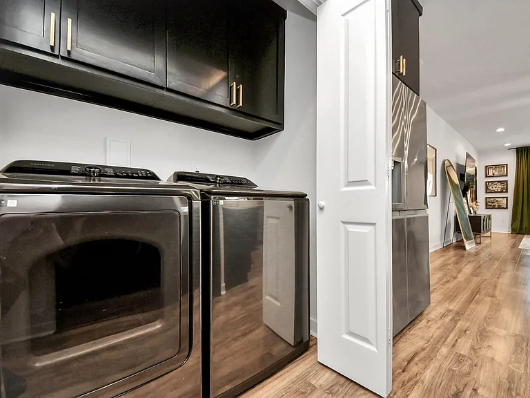 111 Jenkins St — Photo 19