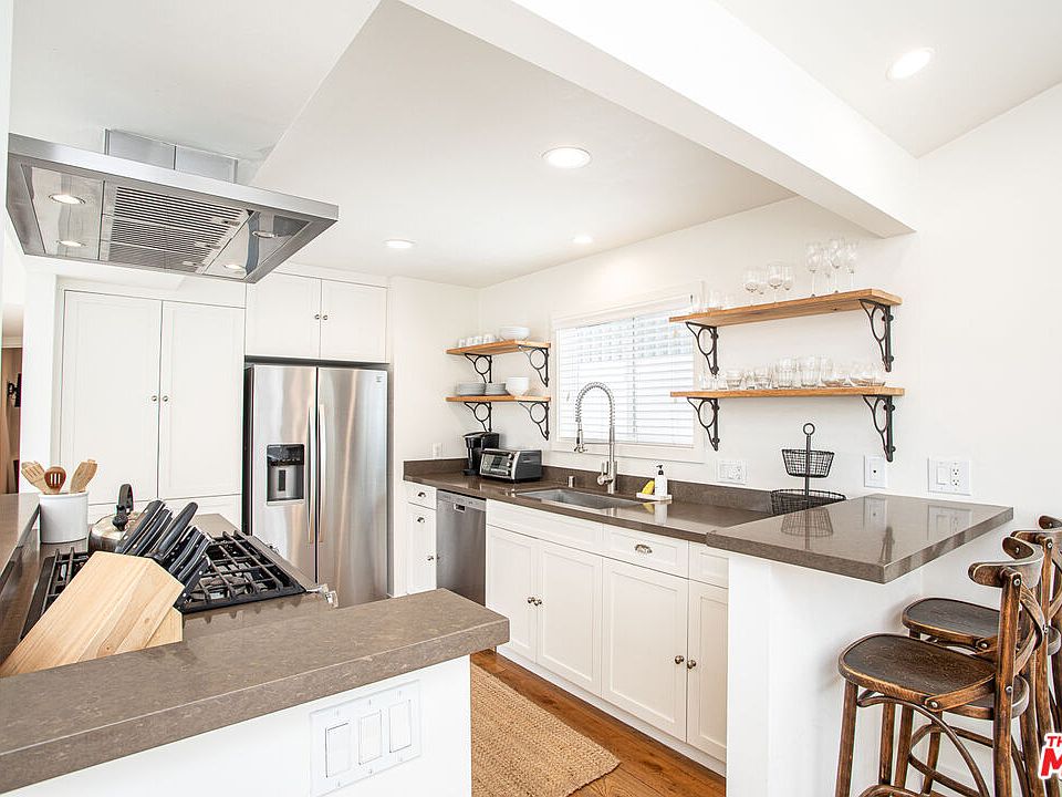 513 Larkspur Ave, Corona Del Mar, CA 92625 | Zillow