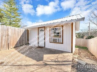 203 Recreation Ave Cabin 7, Rockaway Beach, MO 65740