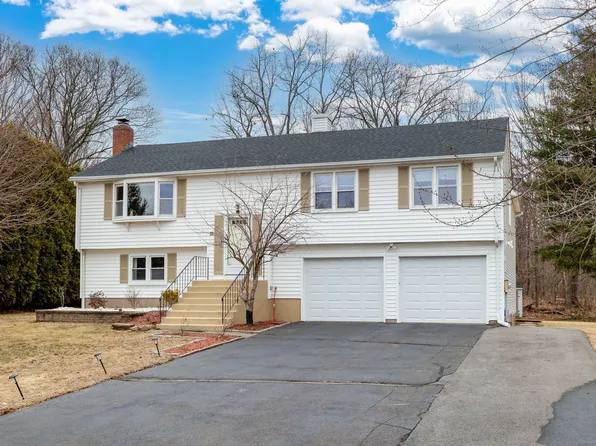 30 Applewood Lane, Rocky Hill, CT 06067