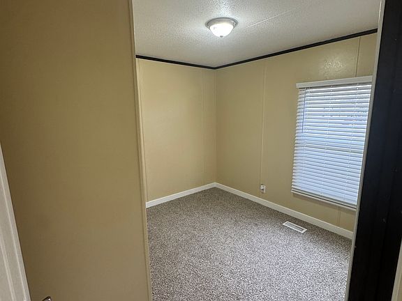 5th image of 609 Summerhaven Dr #609