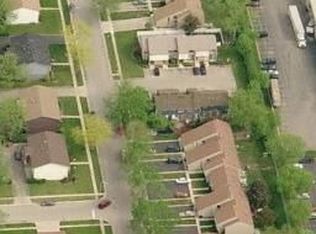 1989 Stanford Ct, Elgin, IL