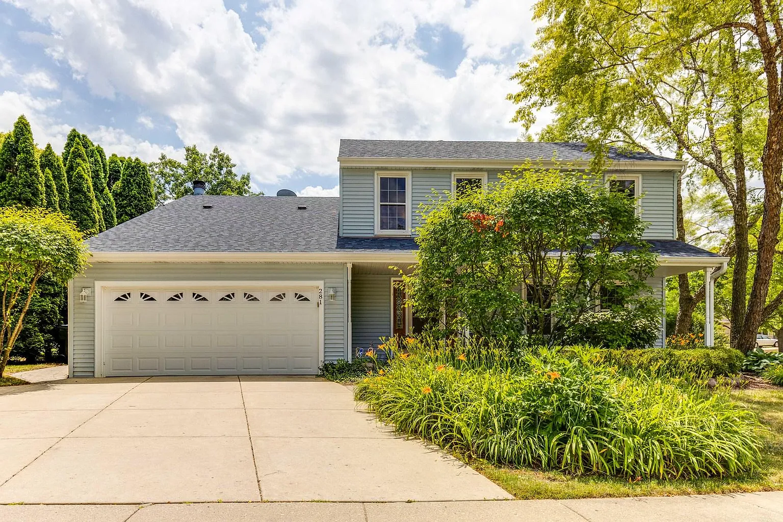 281 Tyler Ct photo 1