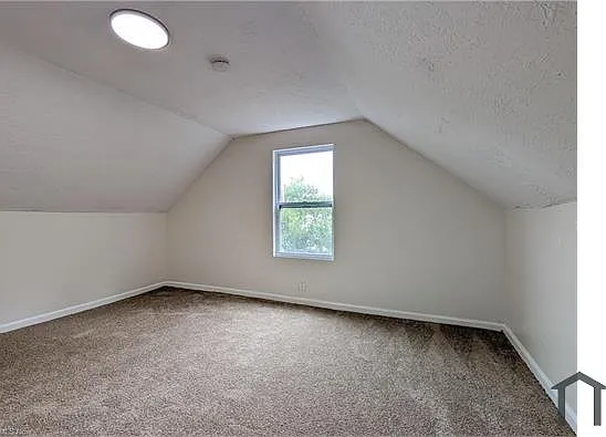 14817 Naples Ave — Photo 9