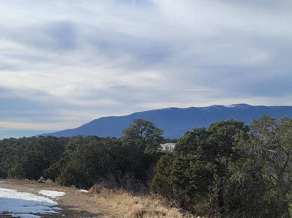 246 Five Hills Dr, Tijeras, NM 87059