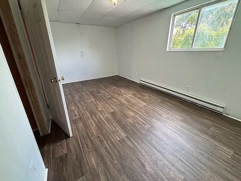 1034 Thornton Ave #5 — Photo 9