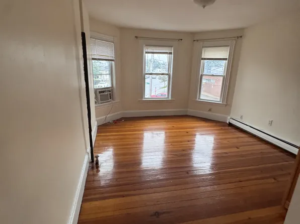 86 Prentiss St, Watertown, MA