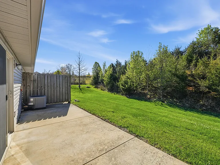Suncrest Village — Photo 25