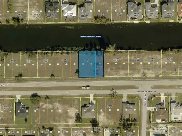 2841 & 2839 Diplomat Pkwy W, Cape Coral, FL 33909