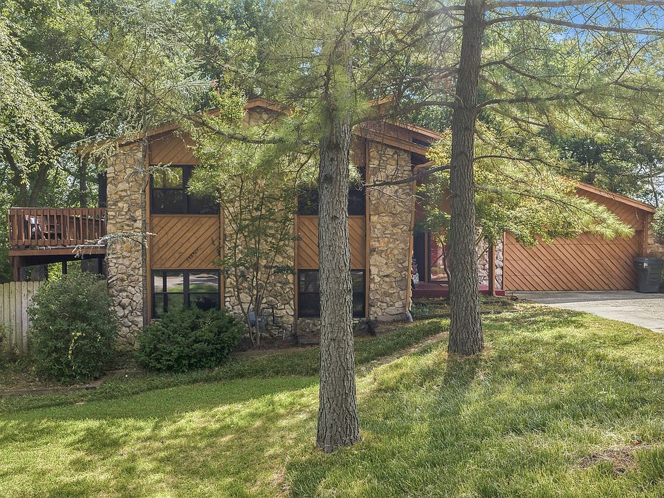 1st image of 1409 Oakridge Rd