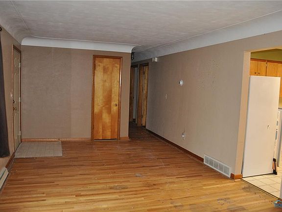 5th image of 1829 Finley Dr