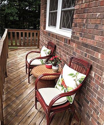 4th image of 372 Blythewood Dr