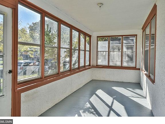 3rd image of 1501 Thomas Ave N