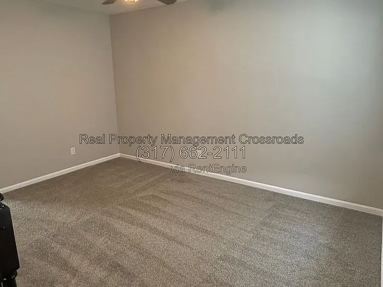 5509 W Woodhaven Dr — Photo 8