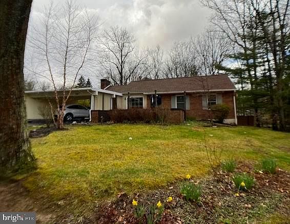 1st image of 1981 Highland Dr