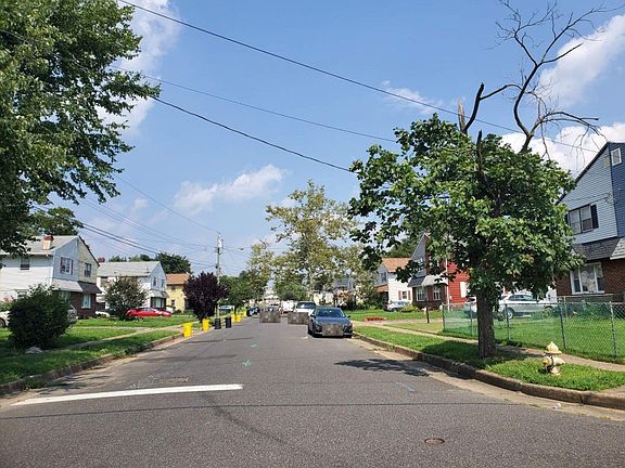 5th image of 7102 Lee Ave