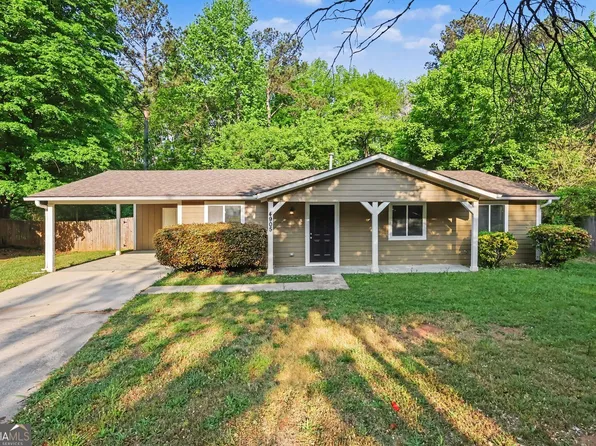 4905 Glenside Ct, Stone Mountain, GA 30088