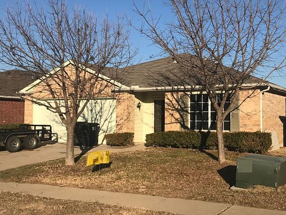 3rd image of 8432 Minturn Dr