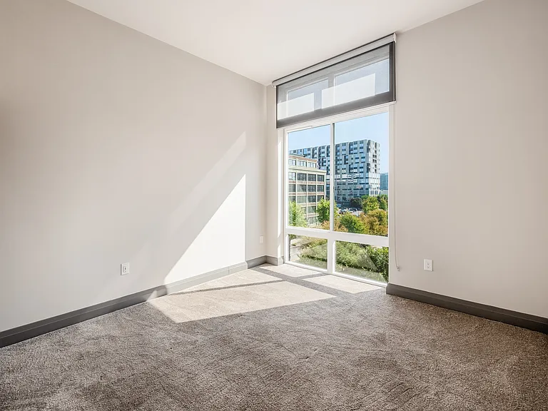 303 Front St — Photo 8