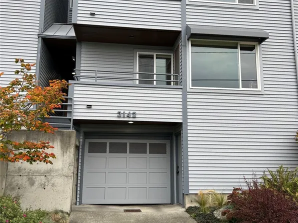 3142 Alki Avenue SW #403, Seattle, WA 98116
