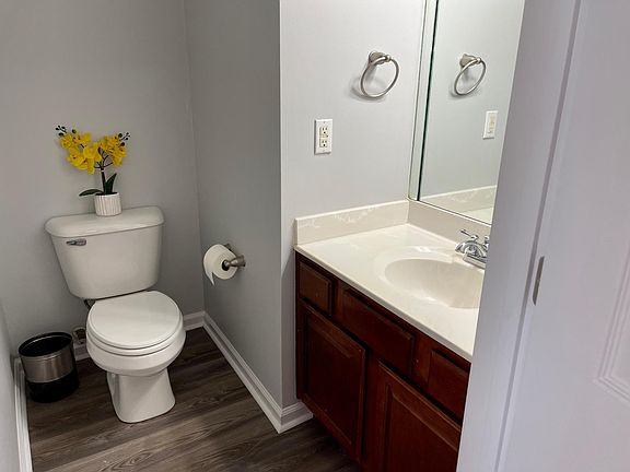 5th image of 2628 Rockaway Pl