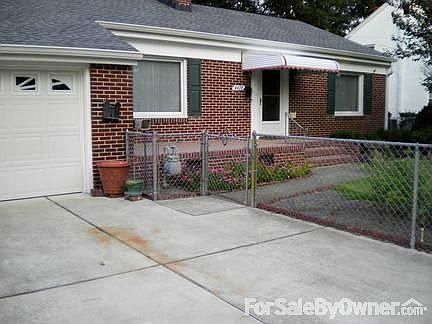 1st image of 4428 Winchester Dr