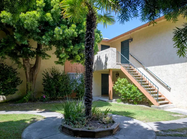 452 Linfield Pl APT J, Goleta, CA 93117