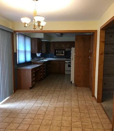 5th image of 5520 East Dr