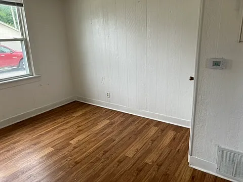 407 N Clark St #1 — Photo 6