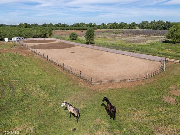 3rd image of 3453 La Porte Rd